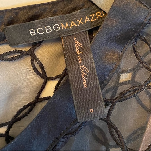 BCBG maxazria tuxedo style lace top with liner and pencil skirt - Picture 3 of 4